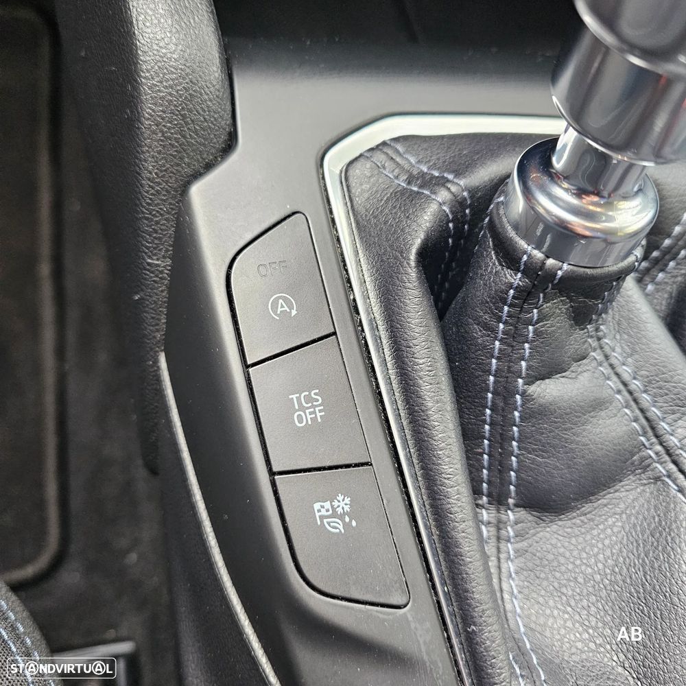 Ford Focus 1.0 EcoBoost Active - 33