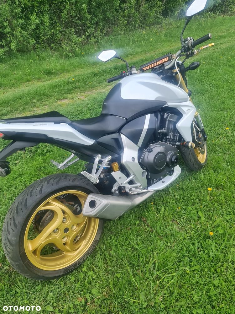 Honda CB - 4