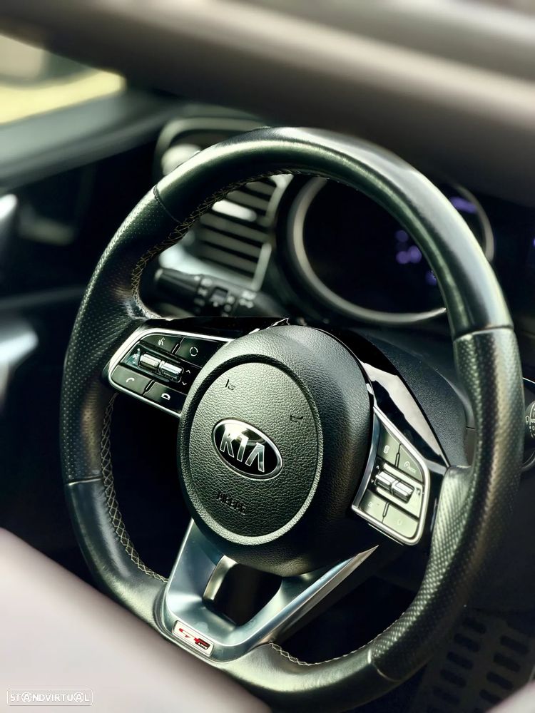 Kia ProCeed 1.6 CRDi GT Line - 32