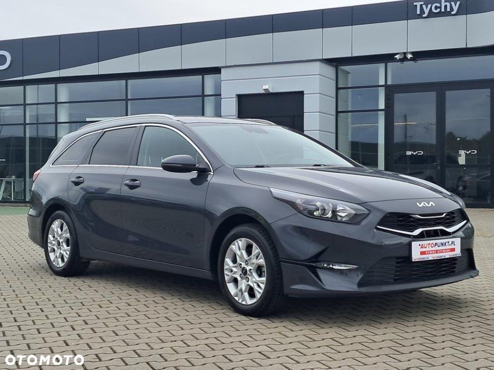 Kia Ceed - 7