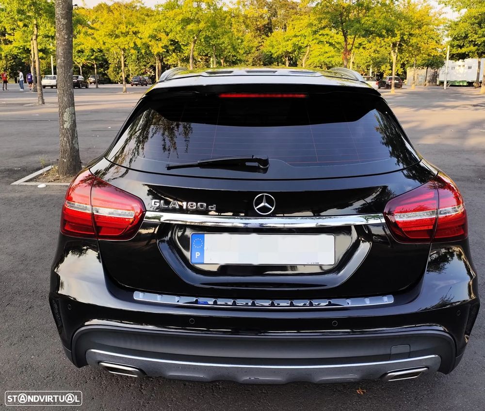 Mercedes-Benz GLA 180 d 7G-DCT AMG Line - 5