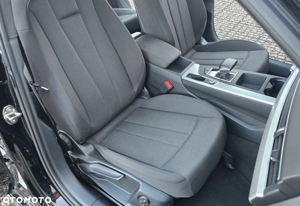 Audi A4 Avant 40 TDI S tronic S line - 30