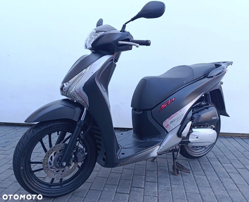 Honda SH