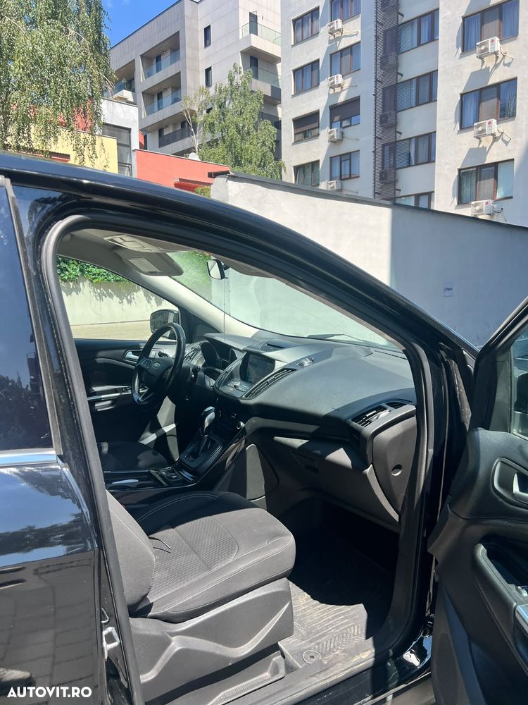 Ford Kuga - 9