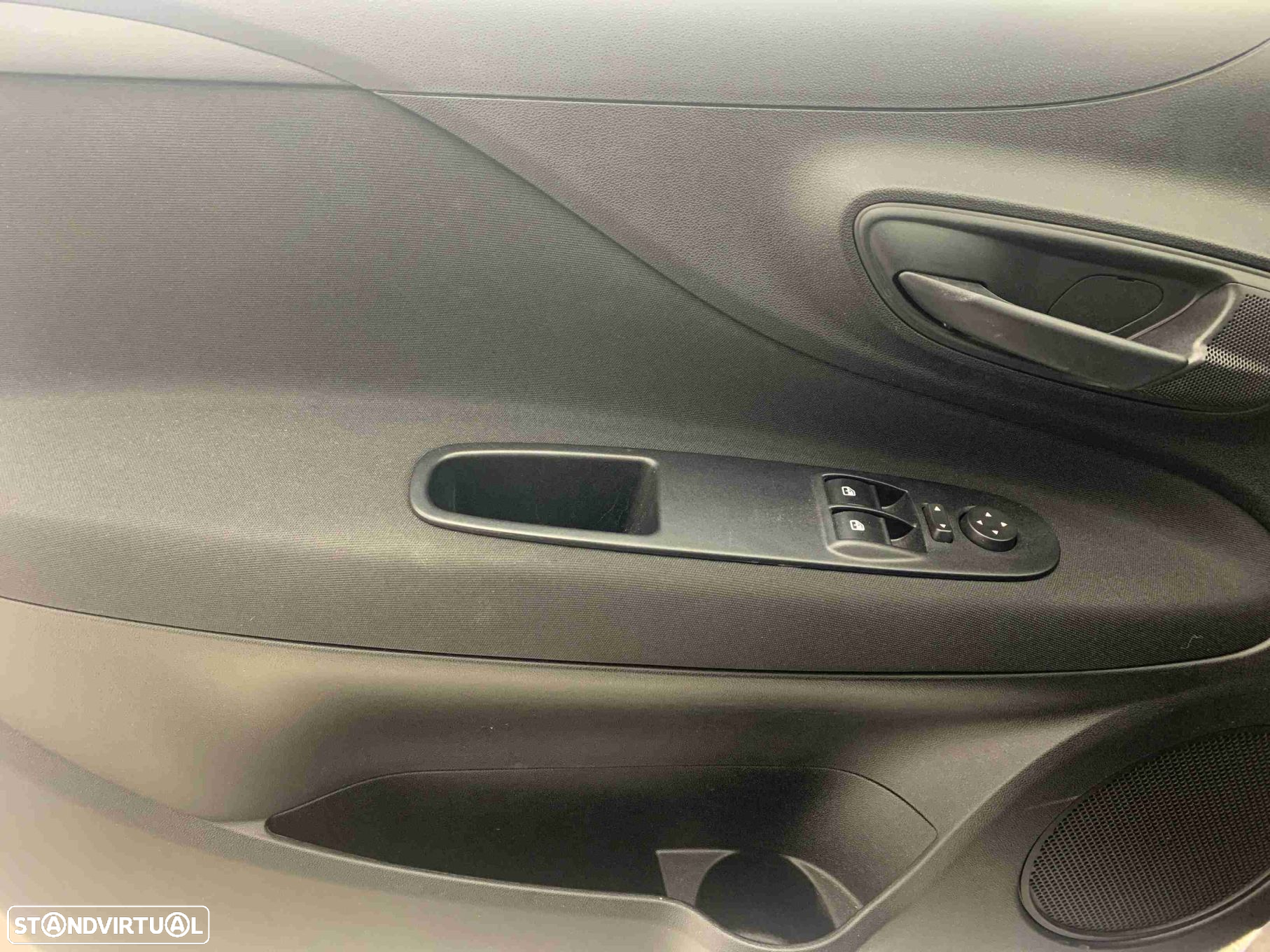 Fiat Punto 1.2 Easy S&S - 11