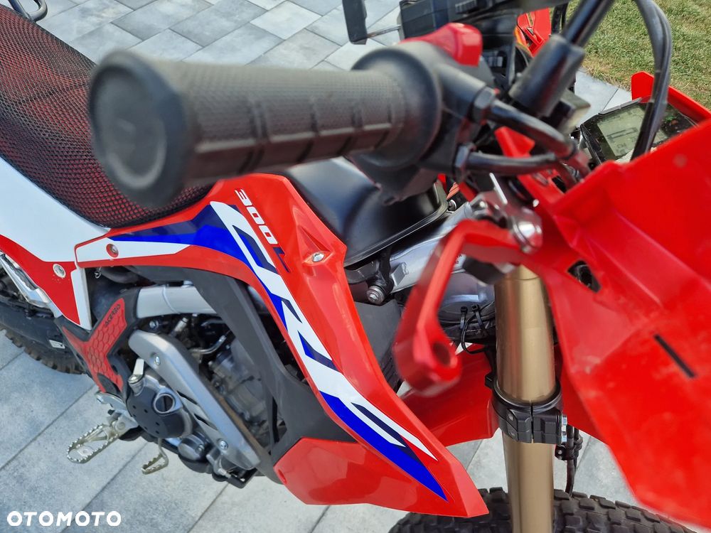 Honda CRF - 9