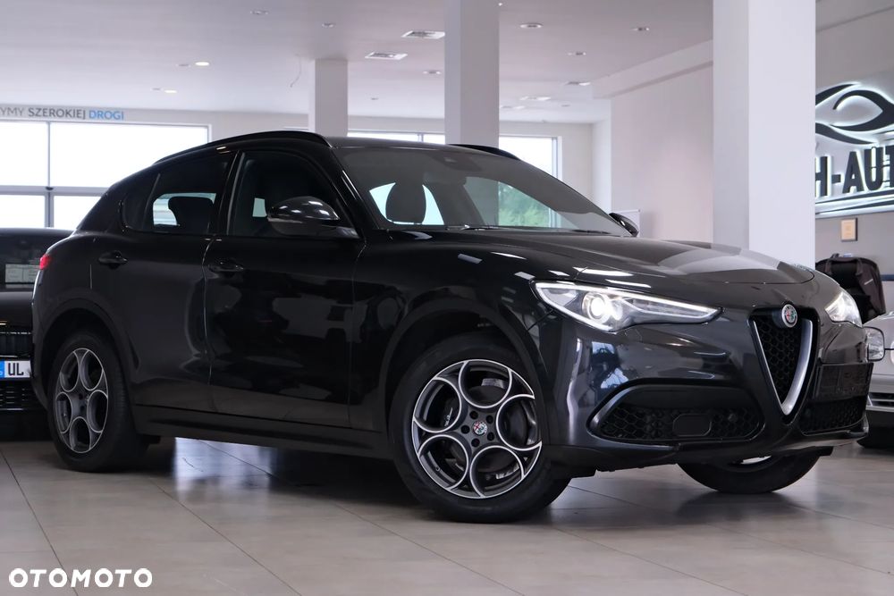 Alfa Romeo Stelvio 2.0 Turbo 16V AT8-Q4 Sprint - 6