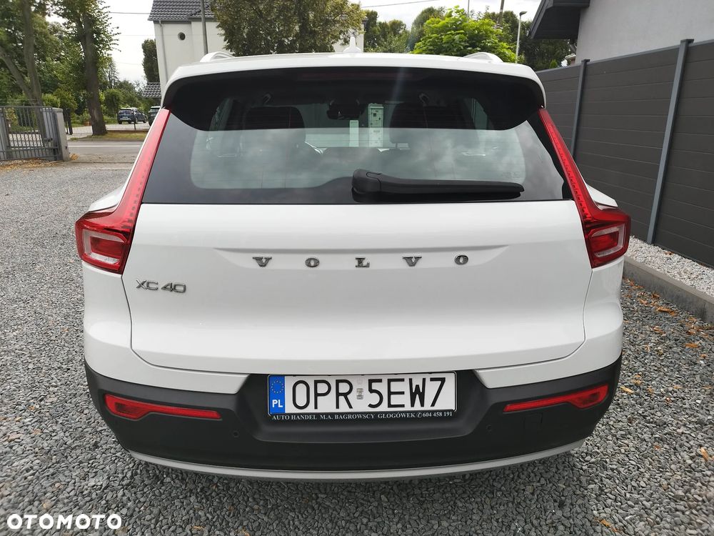Volvo XC 40 T3 Momentum - 6