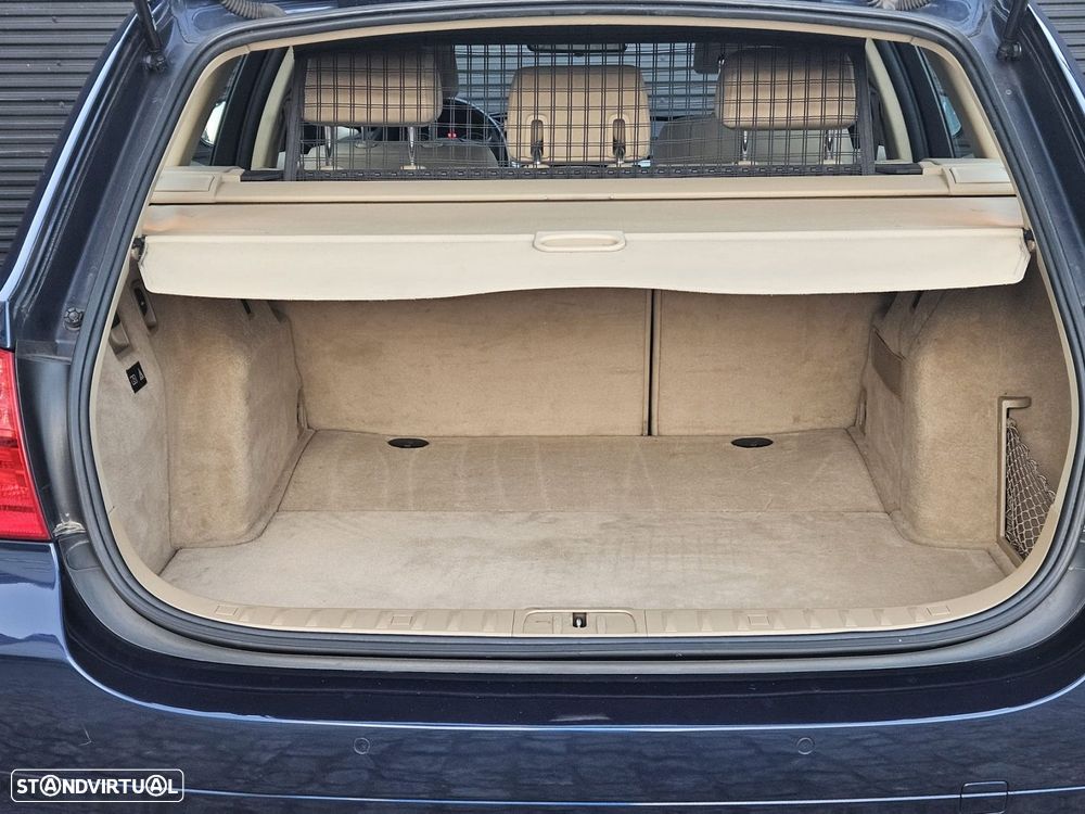 BMW 318 d Touring Sport - 24