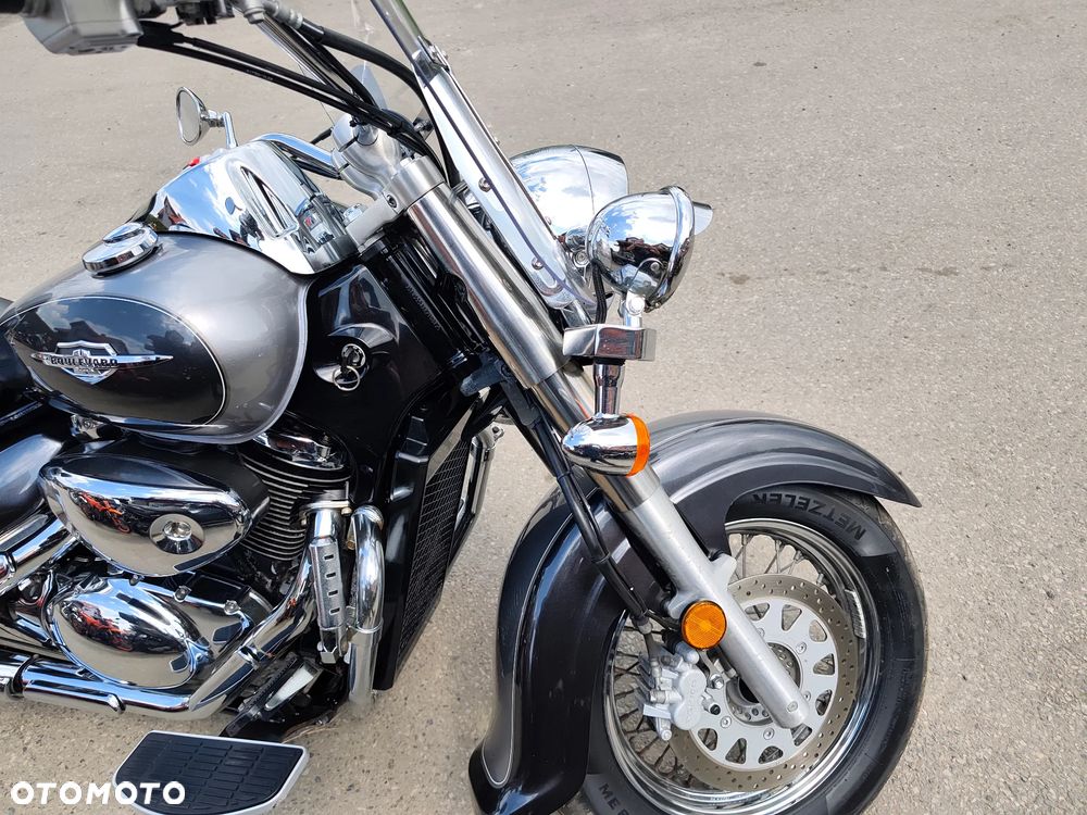 Suzuki VL 800 Volusia - Boulevard C50 - 25