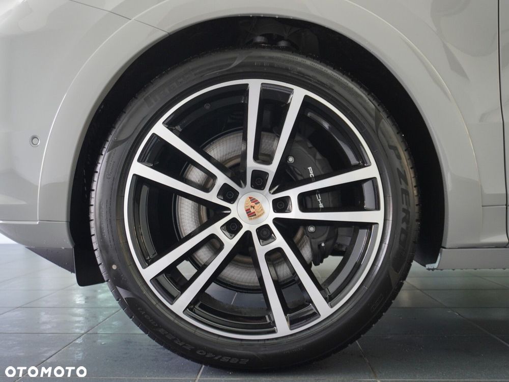 Porsche Cayenne E-Hybrid PHEV Black Edition - 10