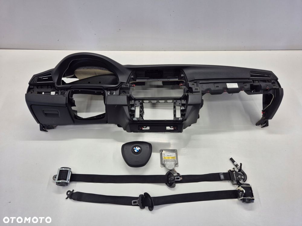 BMW 5 F10 F11 LIFT DESKA ROZDZIELCZA KOKPIT AIRBAG PASY 9166657 - 1