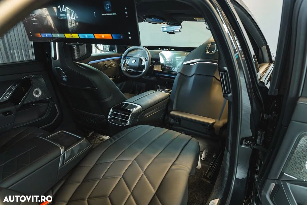 BMW Seria 7 - 28