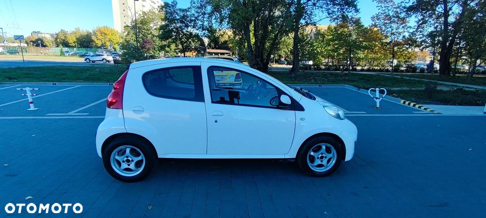 Peugeot 107 1.4 HDI Trendy - 13