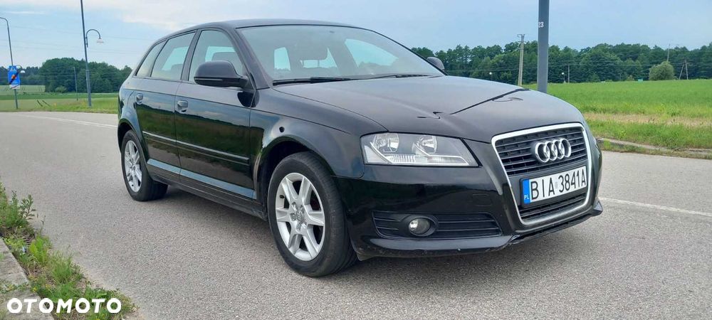 Audi A3 Sportback - 1