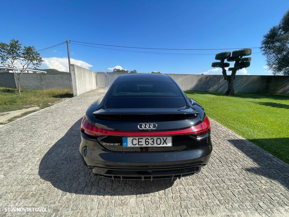Audi e-tron GT quattro - 12