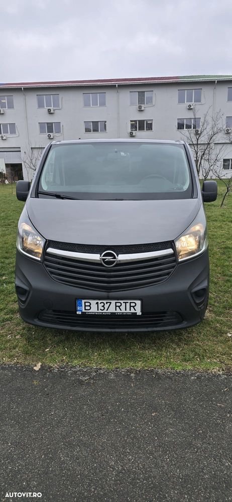 Opel Vivaro L2H1 - 1