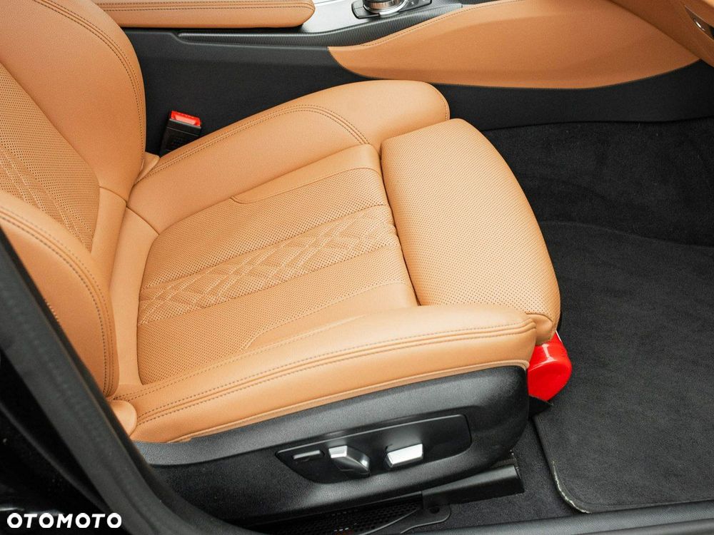 BMW Seria 5 - 26