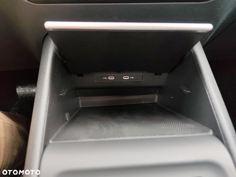 Volkswagen Tiguan - 17