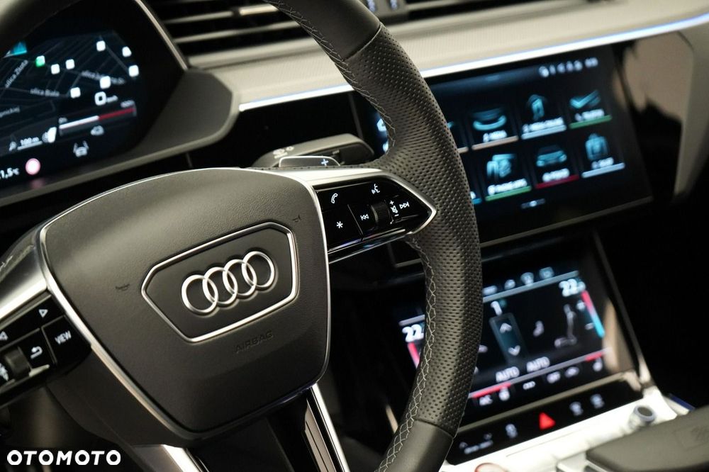 Audi SQ8 e-tron - 24