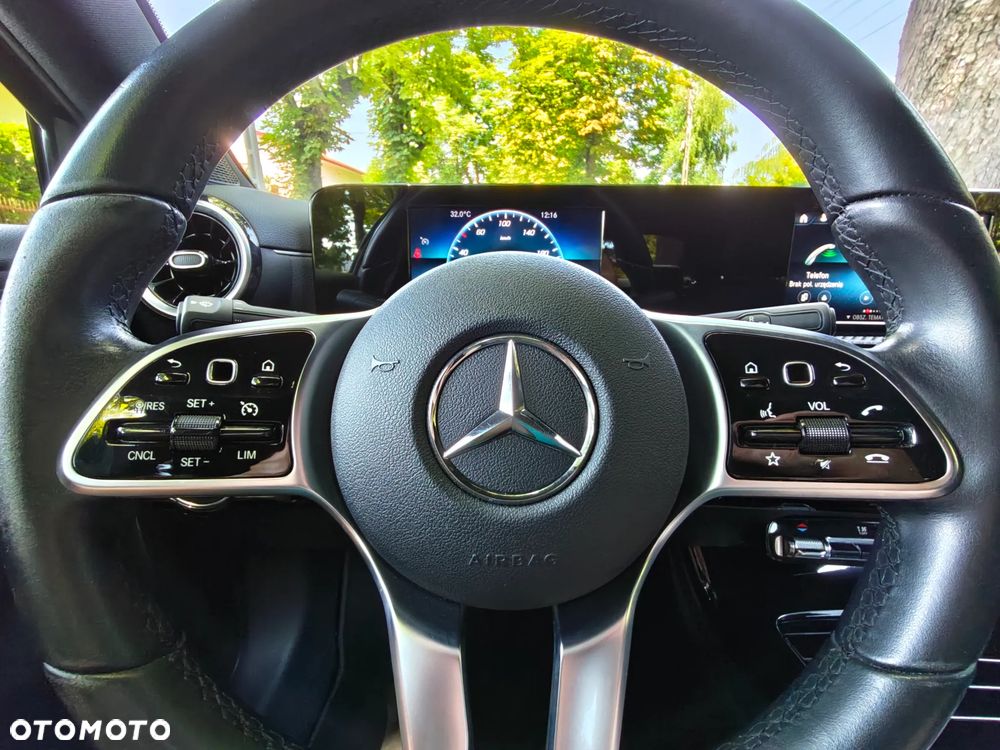 Mercedes-Benz Klasa A 180 Style 7G-DCT - 6