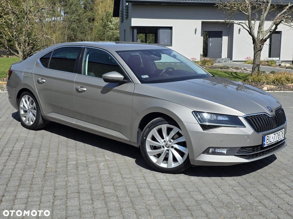 Skoda Superb 2.0 TDI 4x4 Style DSG - 1