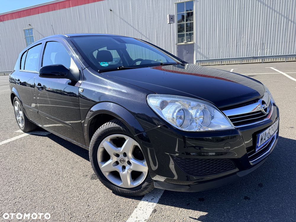 Opel Astra 1.6 Edition 111 Jahre - 8
