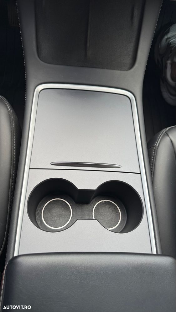 Tesla Model 3 Long Range AWD Premium - 7
