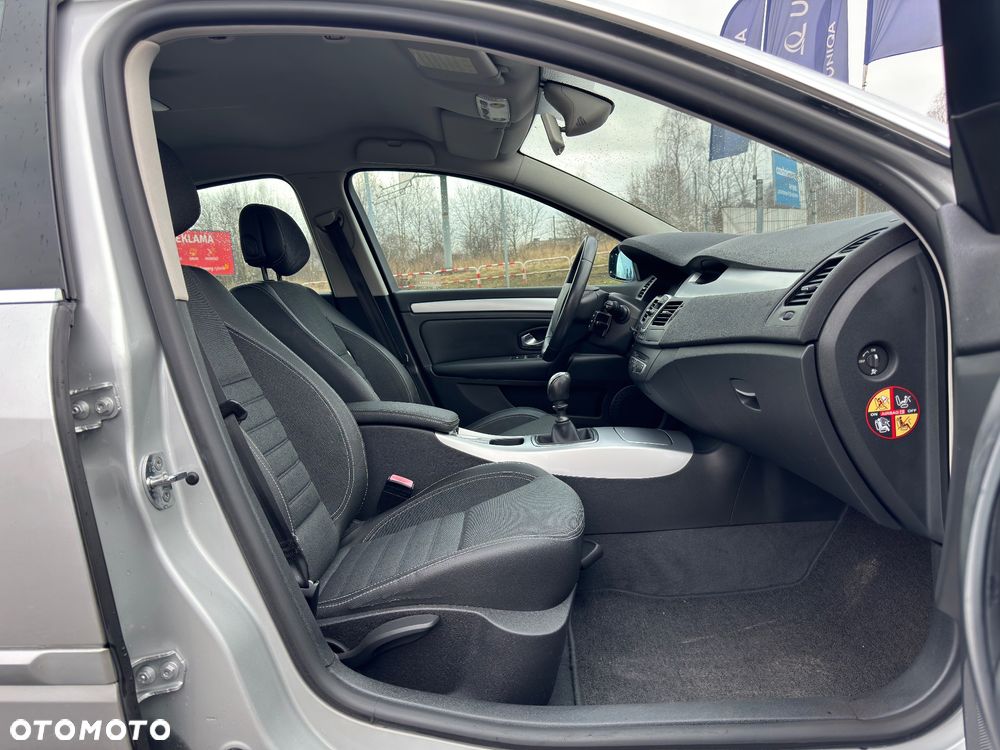 Renault Laguna dCi 110 FAP Expression - 23