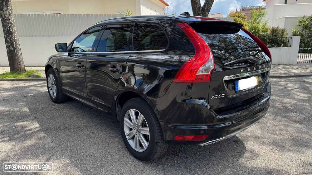 Volvo XC 60 2.0 D4 Dynamic Edition Geartronic - 2