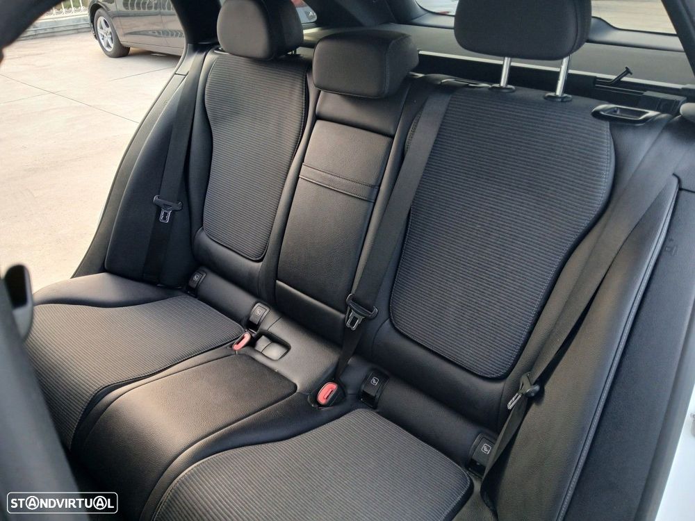 Mercedes-Benz C 220 Station d 9G-TRONIC Avantgarde - 16