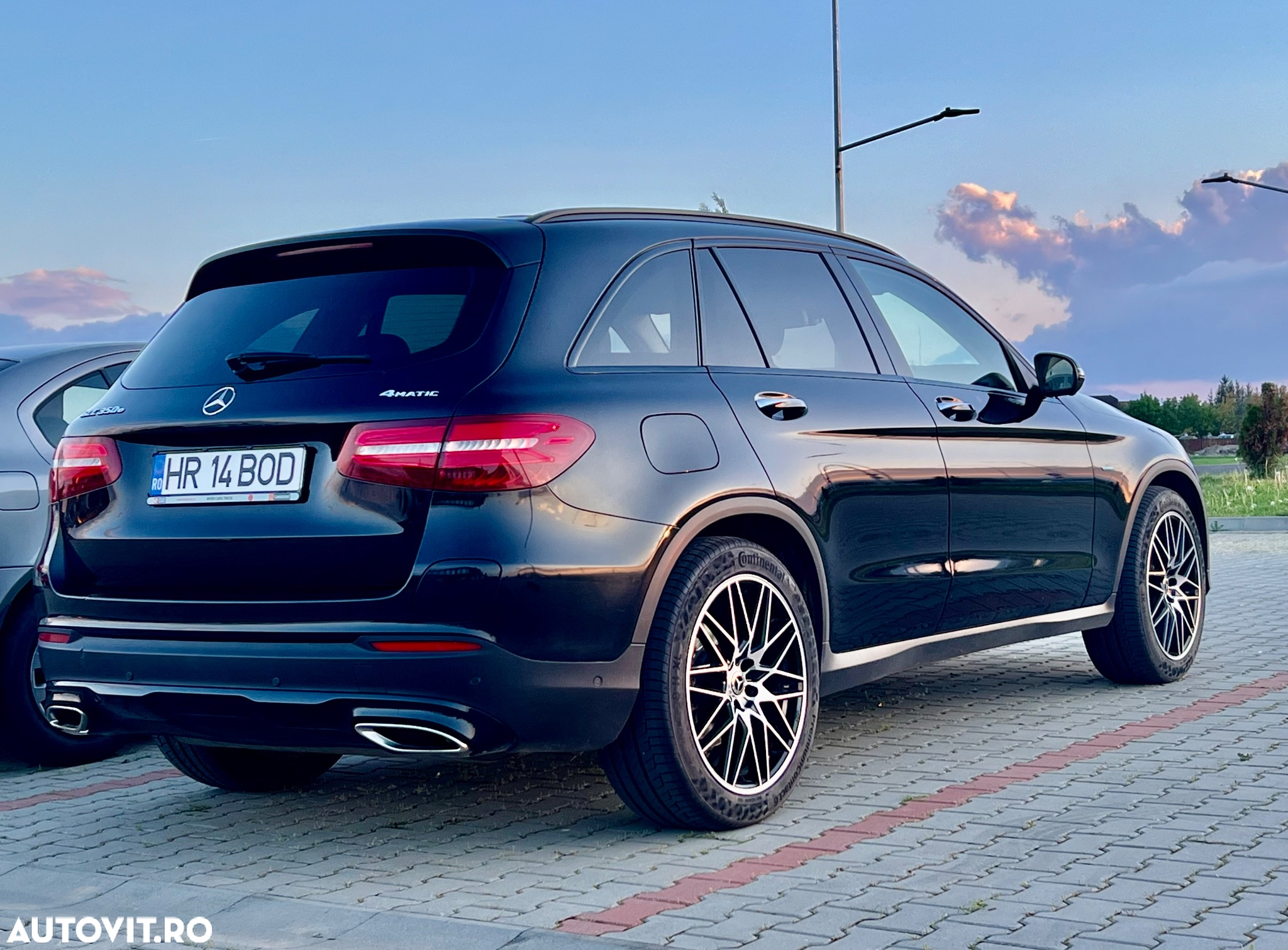 Mercedes-Benz GLC 350 e 4Matic 7G-TRONIC - 10