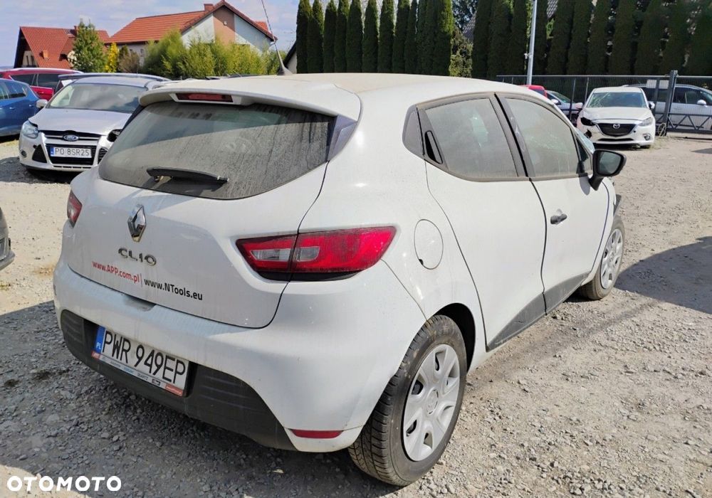 Renault Clio - 2