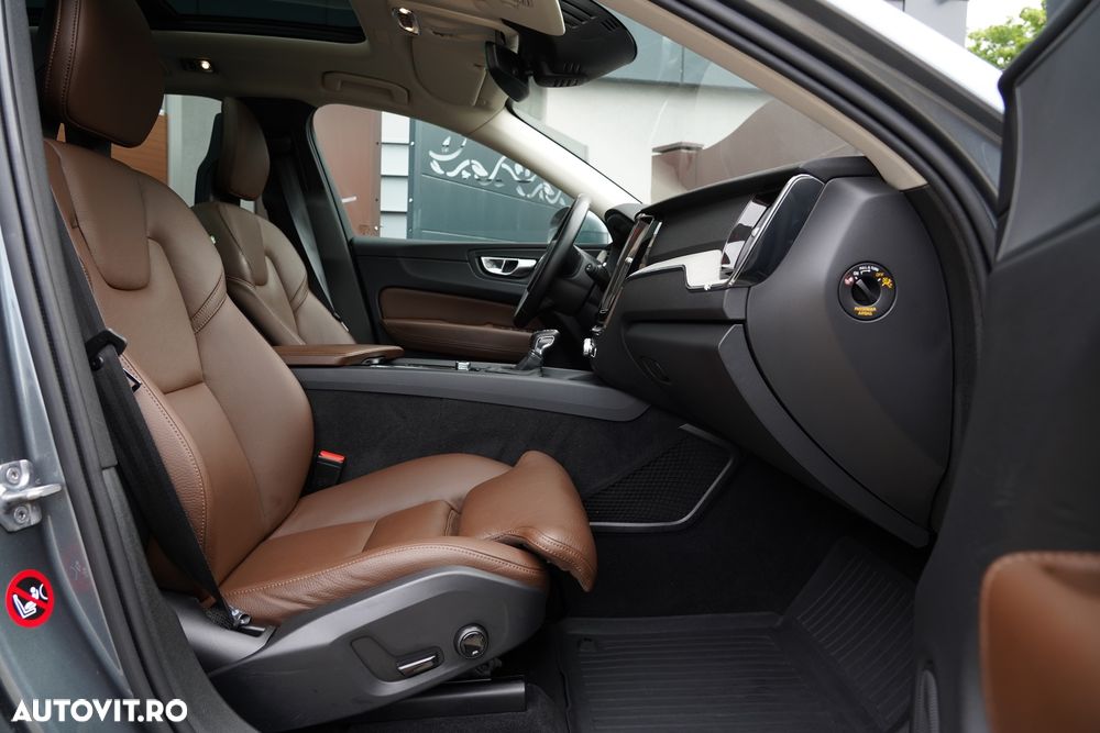 Volvo XC 60 B5 D AWD Geartronic Inscription - 19