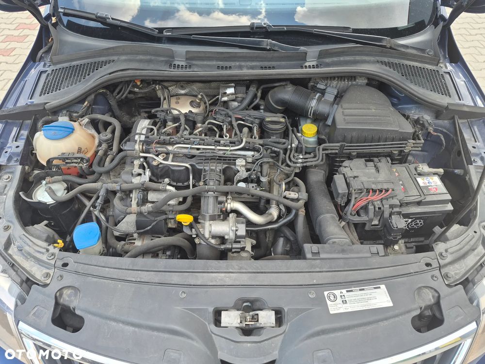Skoda RAPID Spb 1.6 TDI DPF Elegance - 15