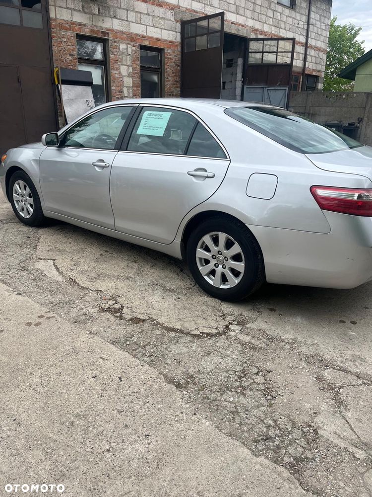 Toyota Camry 2.4 SE - 2