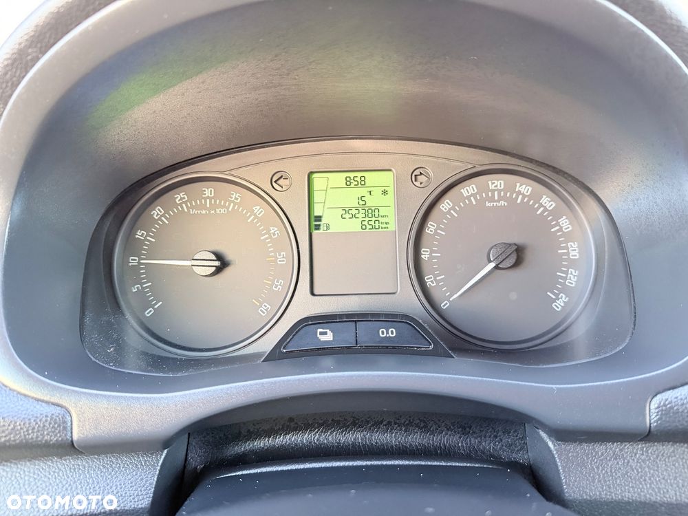 Skoda Fabia 1.6 TDI DPF Ambition - 11