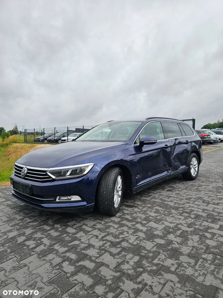 Volkswagen Passat - 6