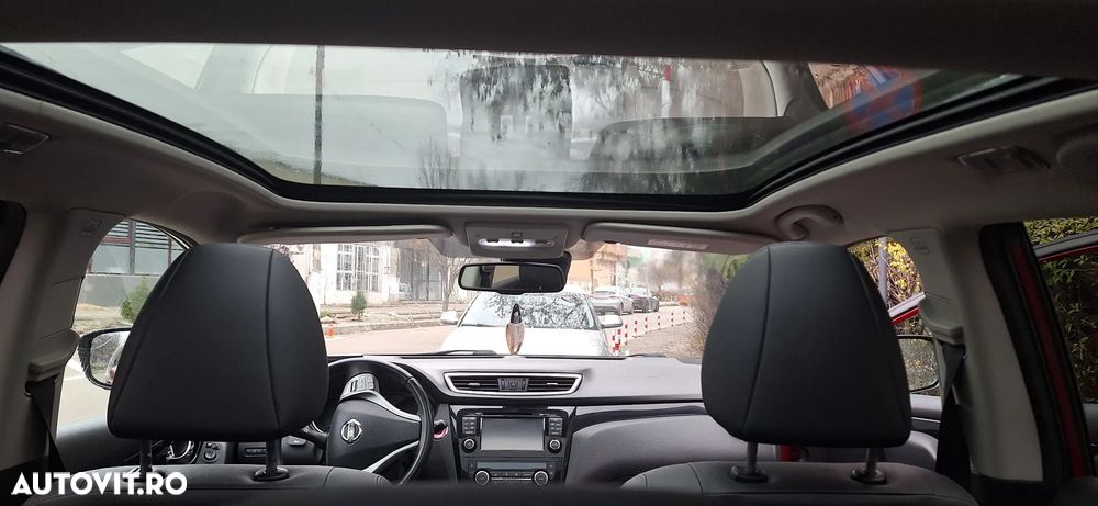 Nissan Qashqai 1.6 DCI TEKNA+ - 14