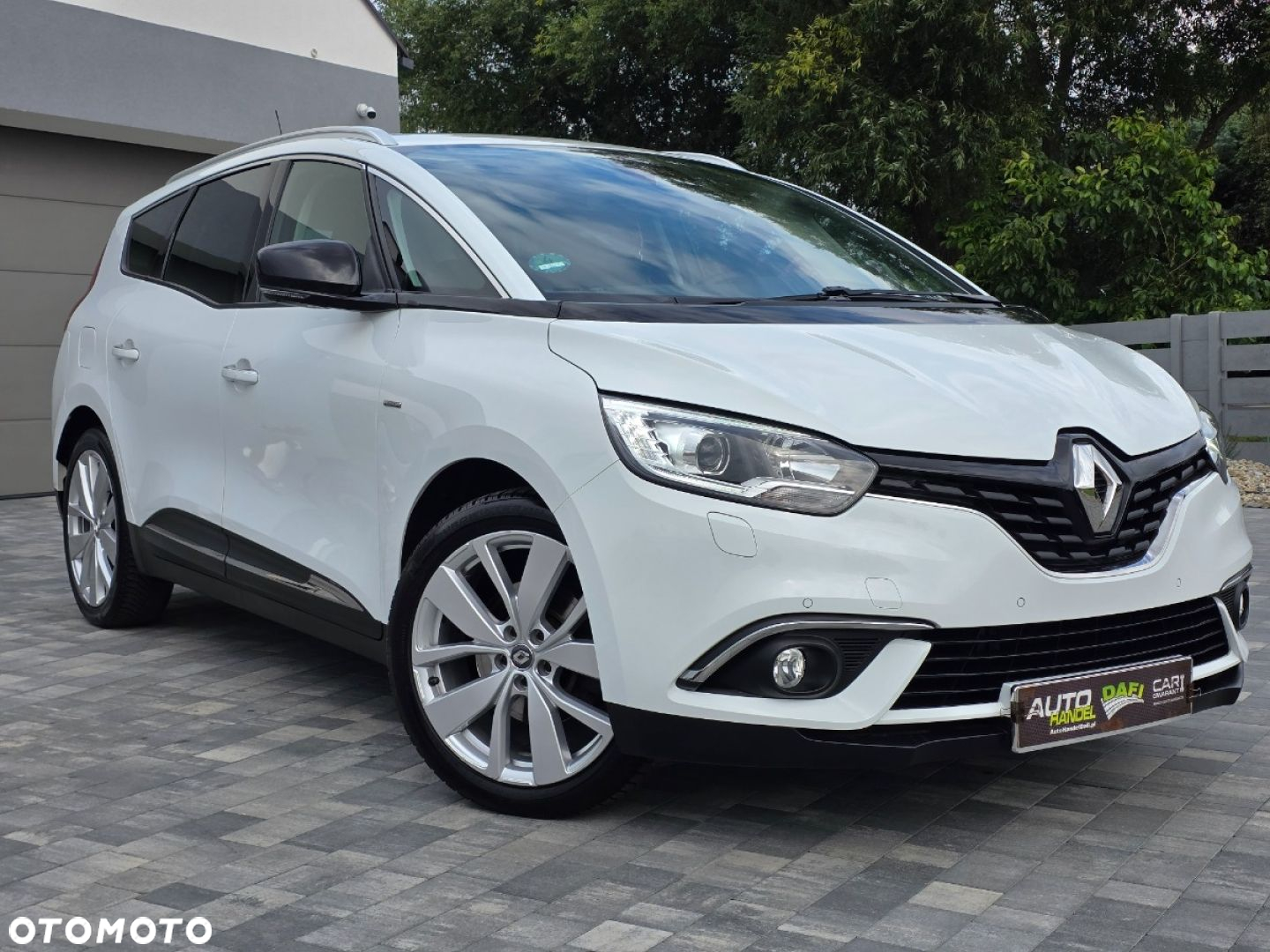 Renault Grand Scenic - 2