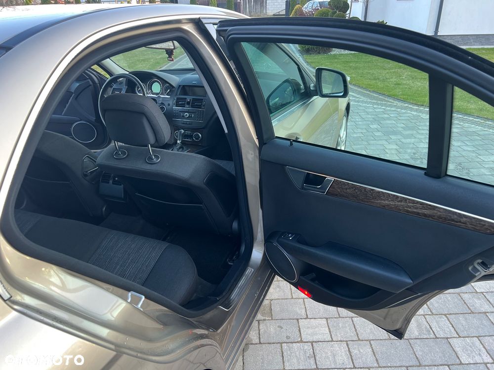 Mercedes-Benz Klasa C - 13