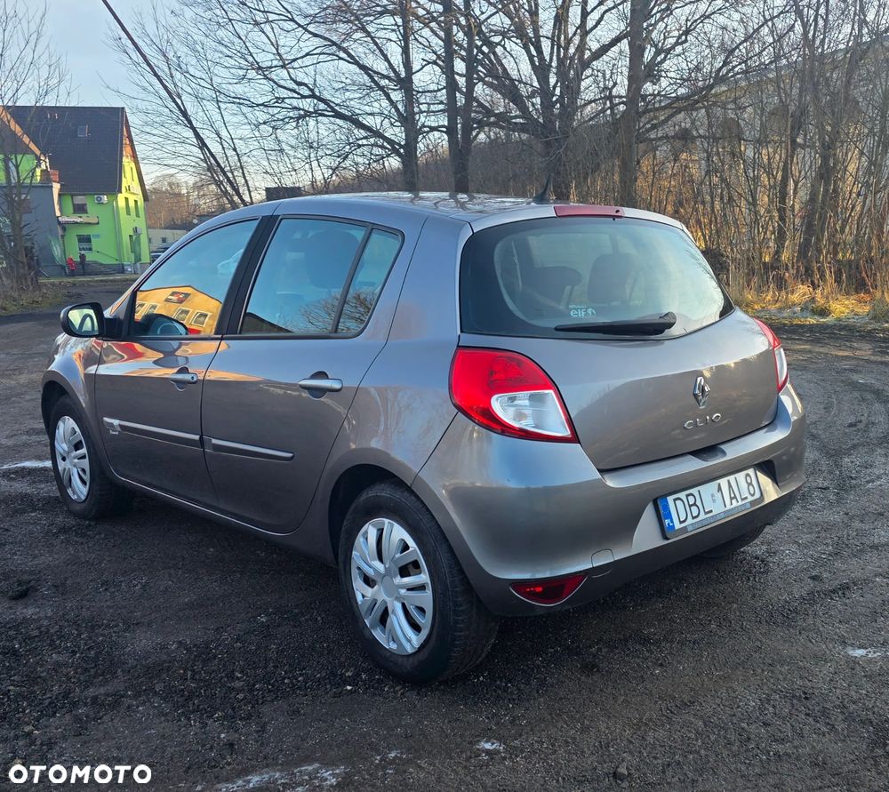 Renault Clio 1.2 16V Ripcurl - 4