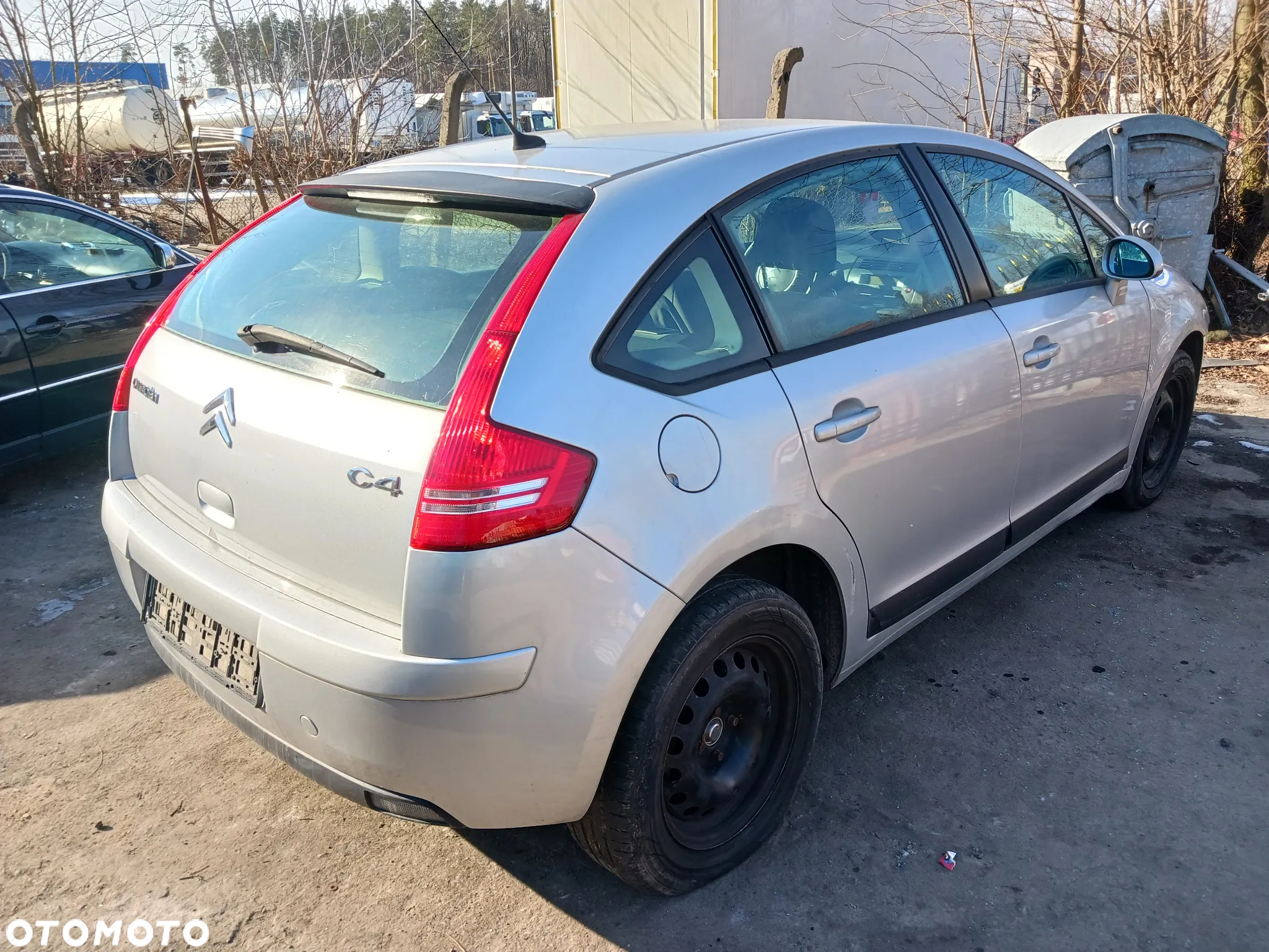 Citroen C4 I 04-10 silnik 1.6 HDI 90Km 109KM wtryski drzwi klapa tył błotnik EZR szyba maglownica panel schowek przełącznik fotel belka zacisk felgi klamka zamek lusterko podszybie osłona wyświetlacz WSZYSTKIE NA CZĘŚCI - 9