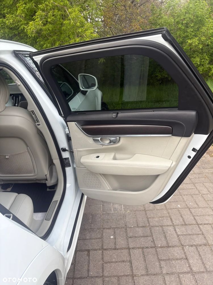 Volvo V90 Cross Country D5 AWD - 23