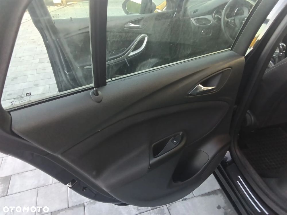 Opel Astra 1.4 T Enjoy - 19