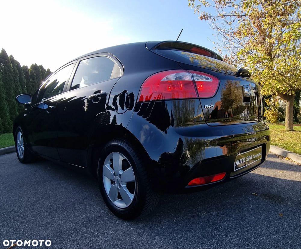 Kia Rio 2012 photo 3