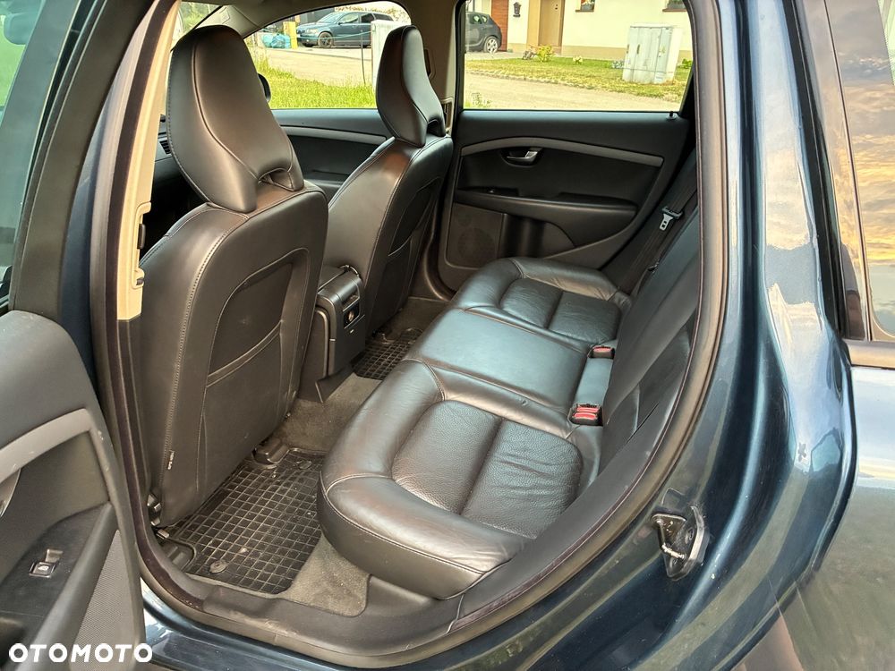 Volvo V70 - 10
