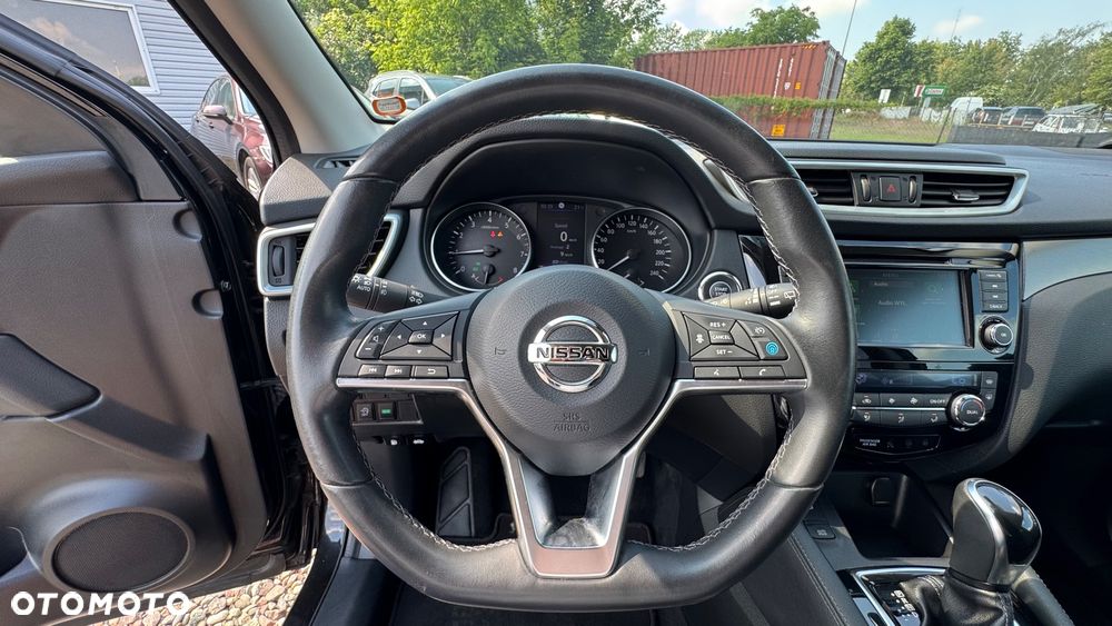Nissan Qashqai 1.3 DIG-T DCT TEKNA - 31