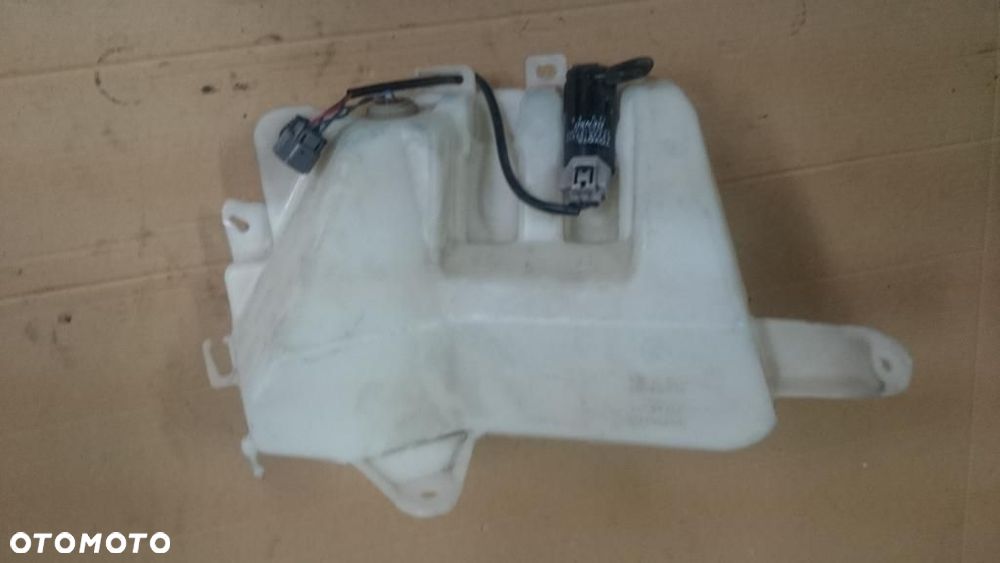 Zbiorniczek spryskiwaczy pompka TOYOTA TUNDRA SEQUOIA - 1