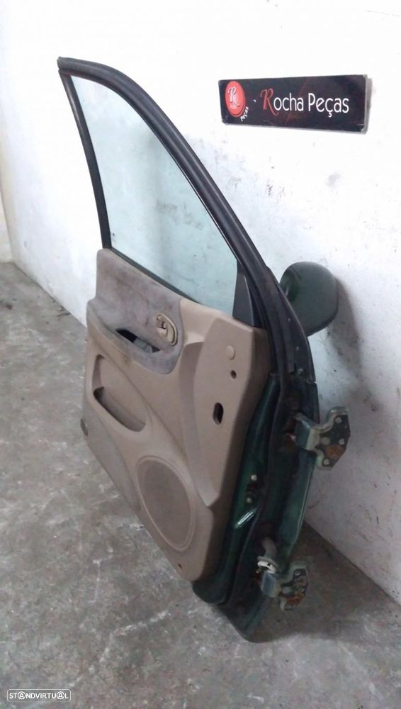 Porta Frente Esq Kia Carnival I (Up) - 6